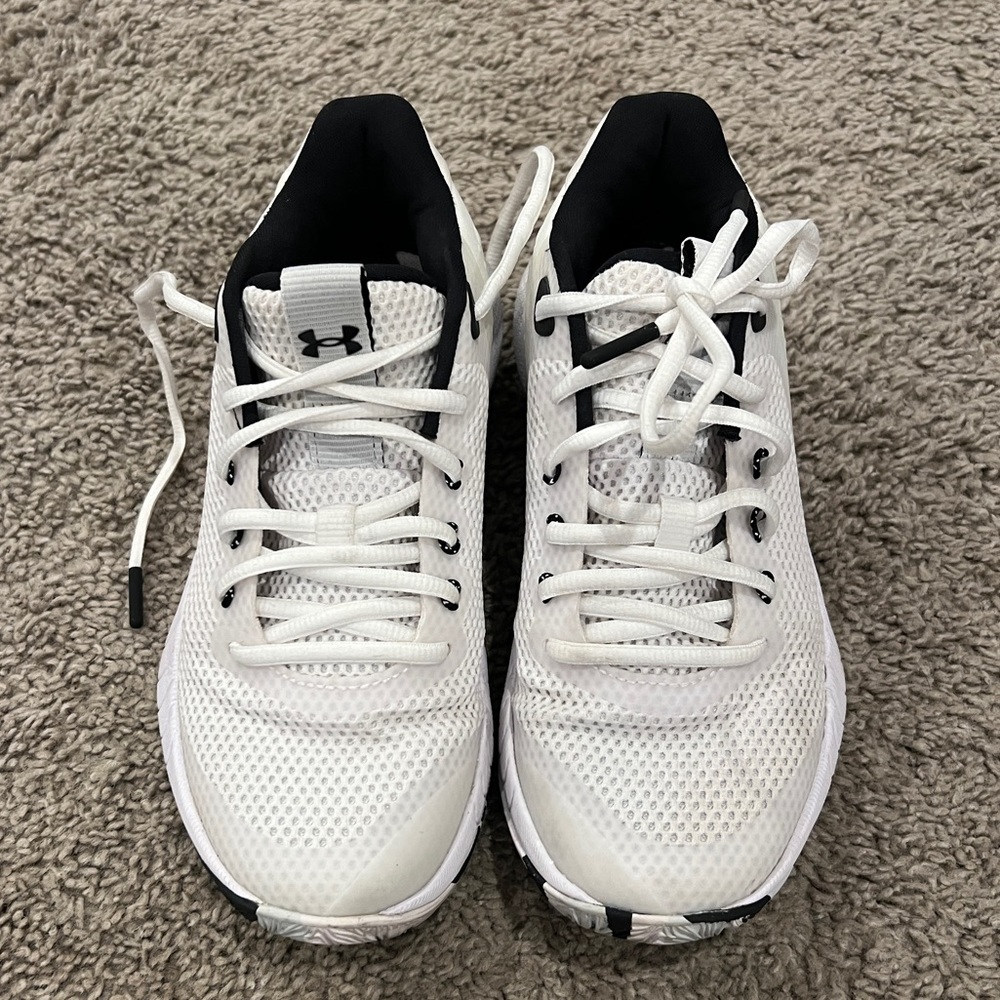 Under Armour White Tennis Shoes 5.5